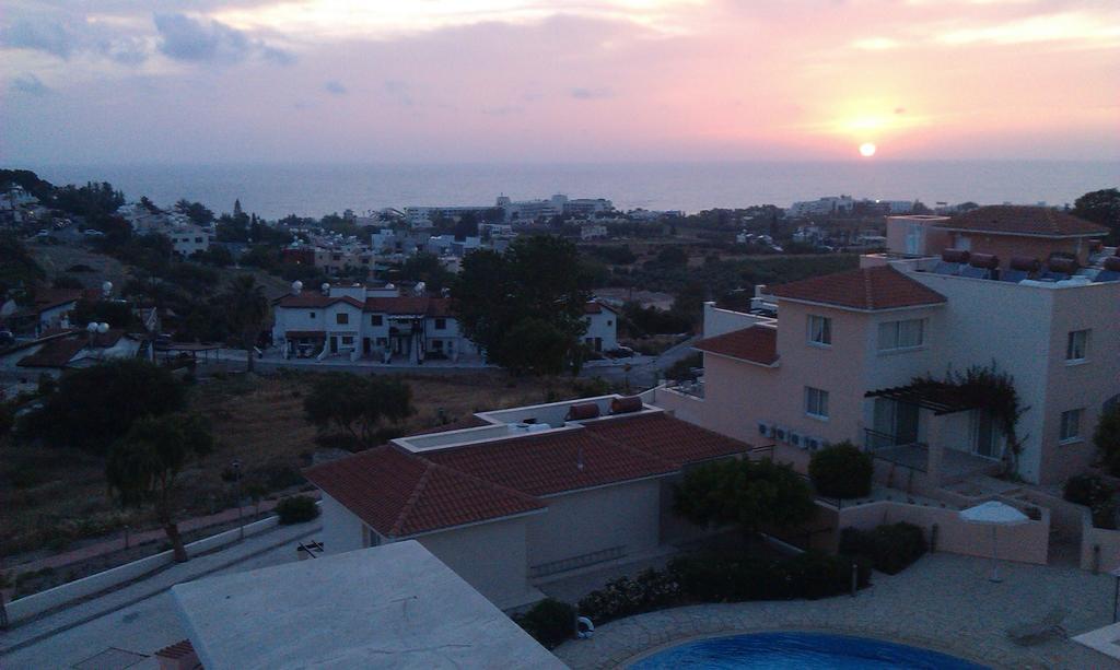 Anastasia Apartments Paphos Esterno foto