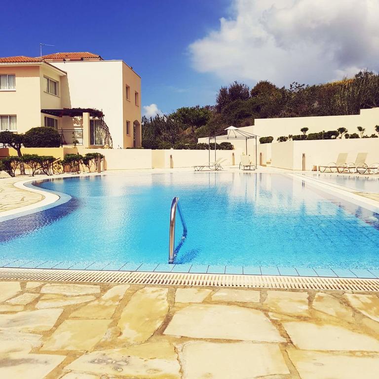 Anastasia Apartments Paphos Esterno foto
