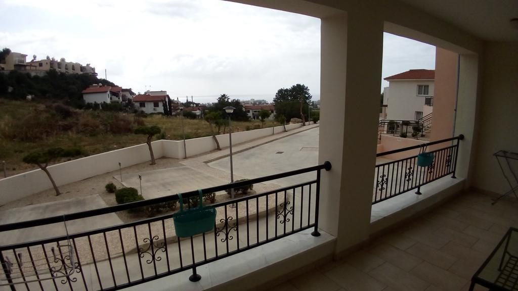 Anastasia Apartments Paphos Esterno foto