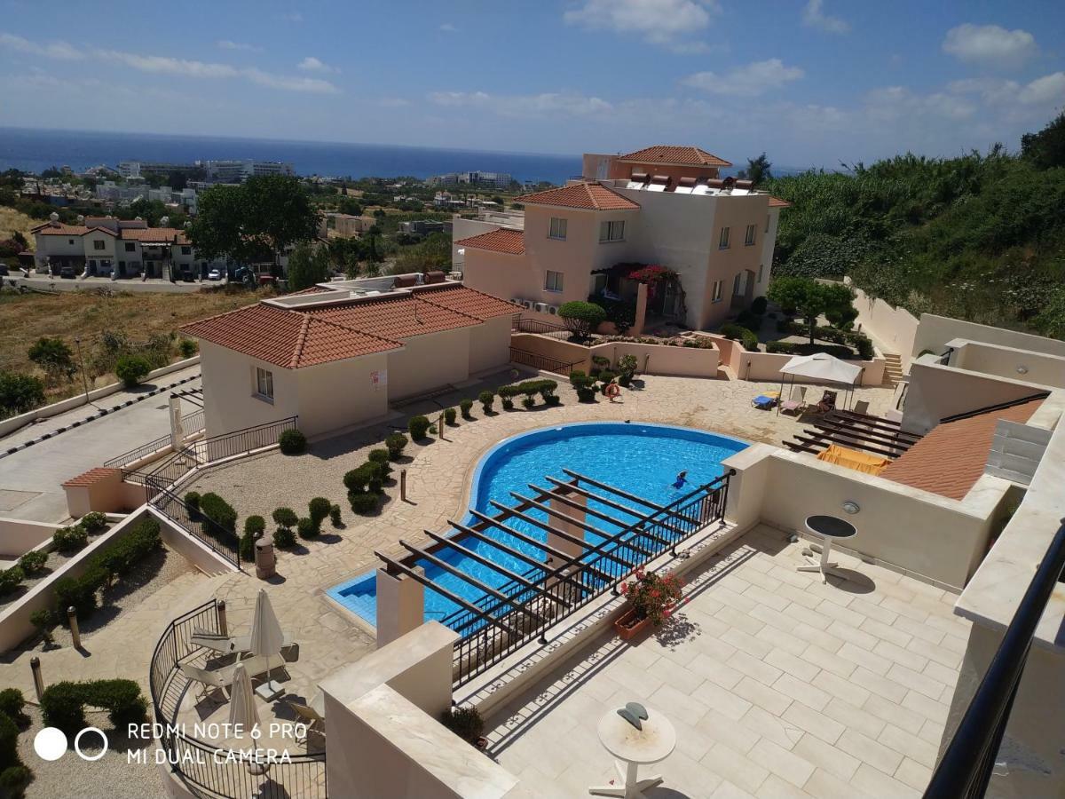 Anastasia Apartments Paphos Esterno foto