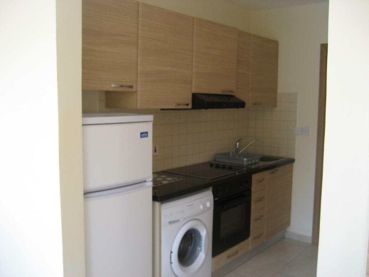 Anastasia Apartments Paphos Esterno foto