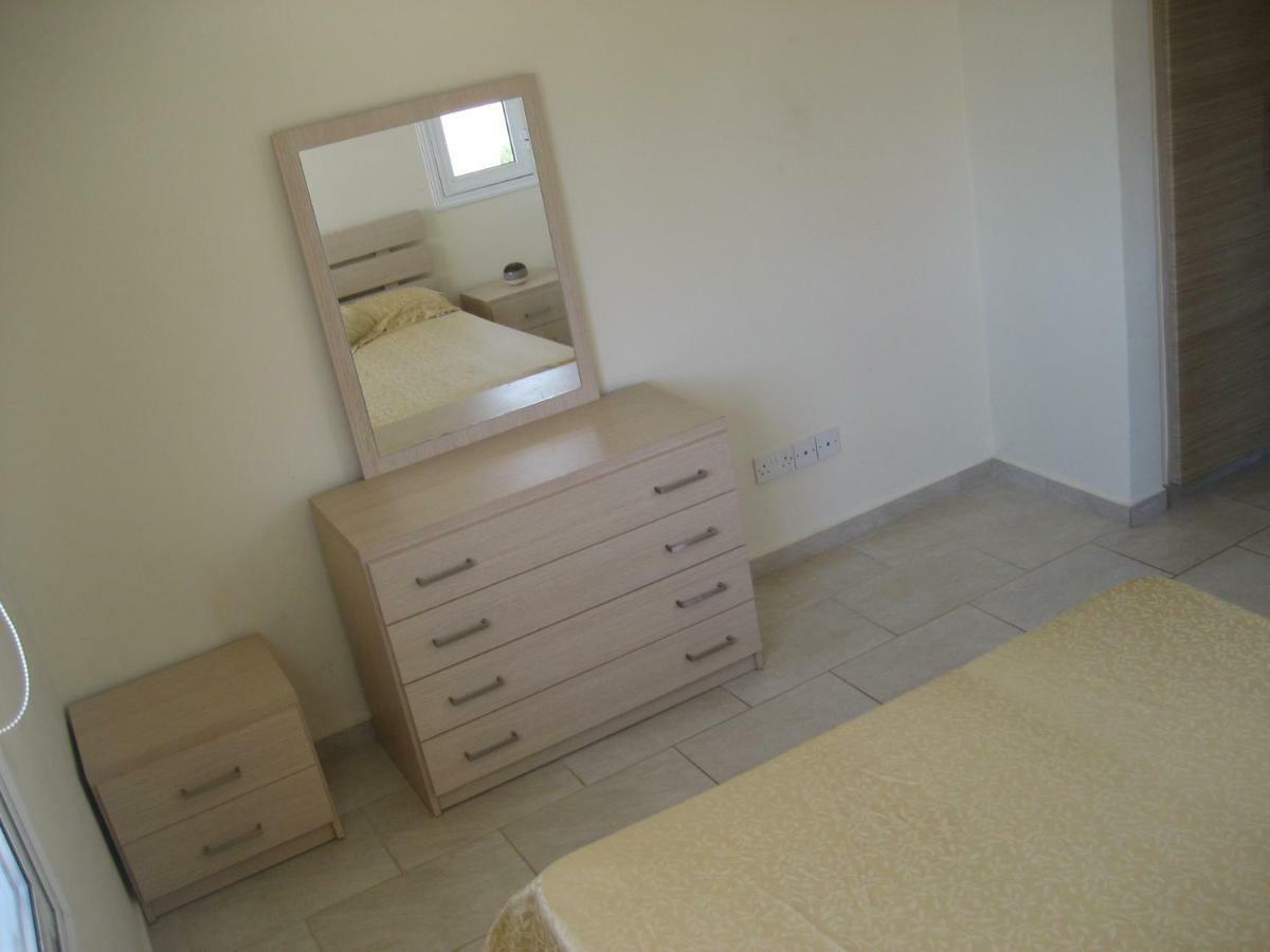 Anastasia Apartments Paphos Esterno foto