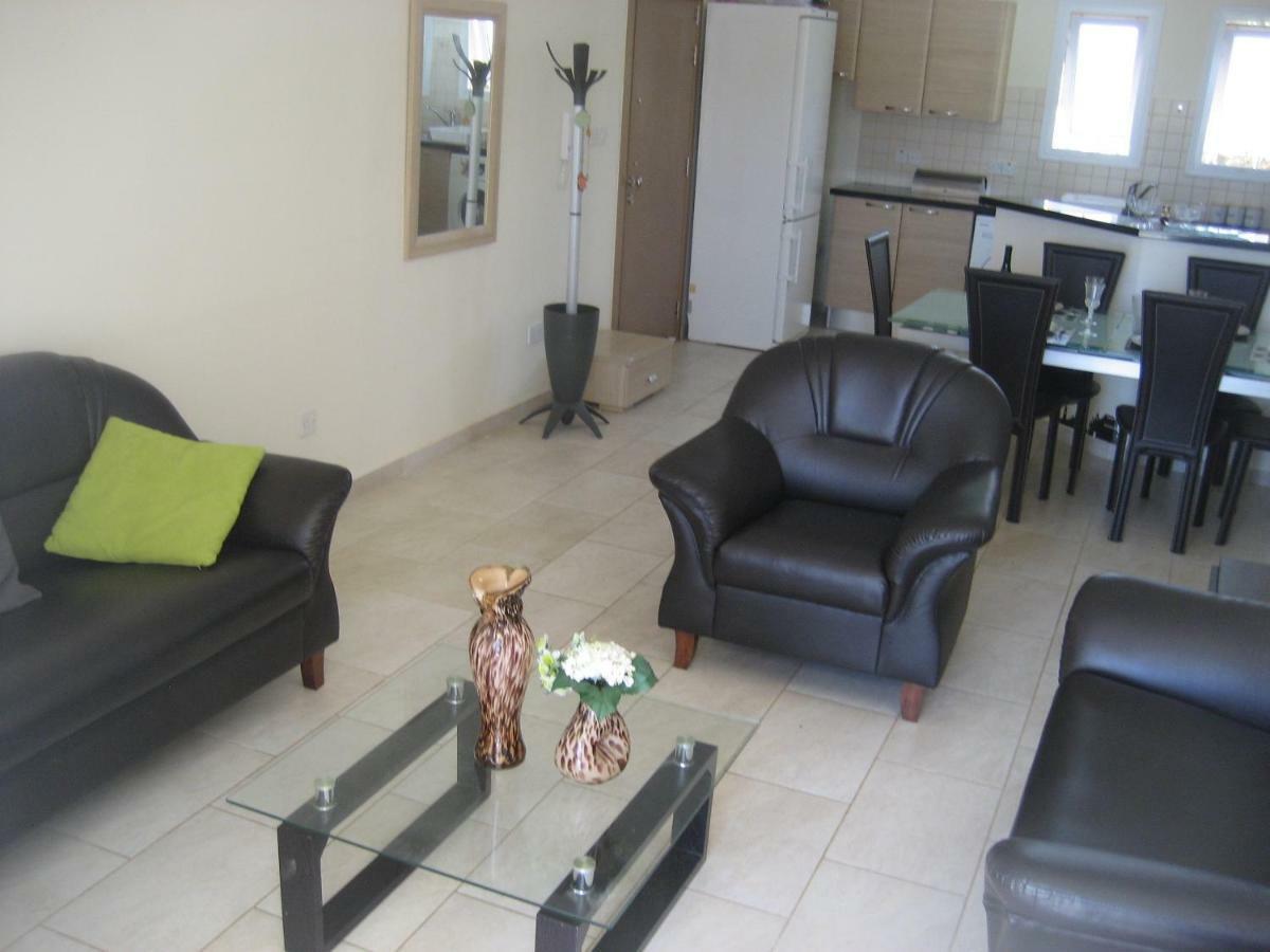 Anastasia Apartments Paphos Esterno foto