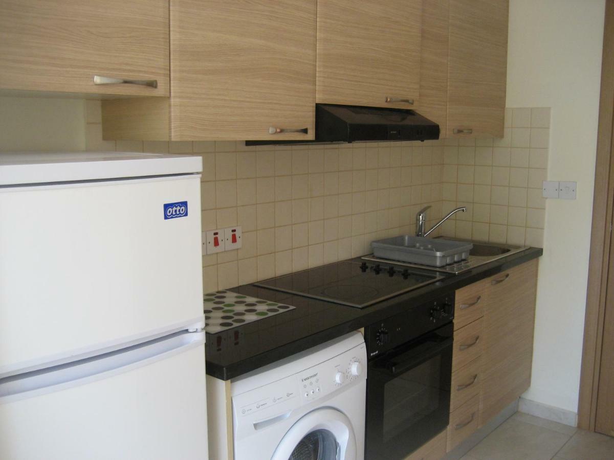 Anastasia Apartments Paphos Esterno foto