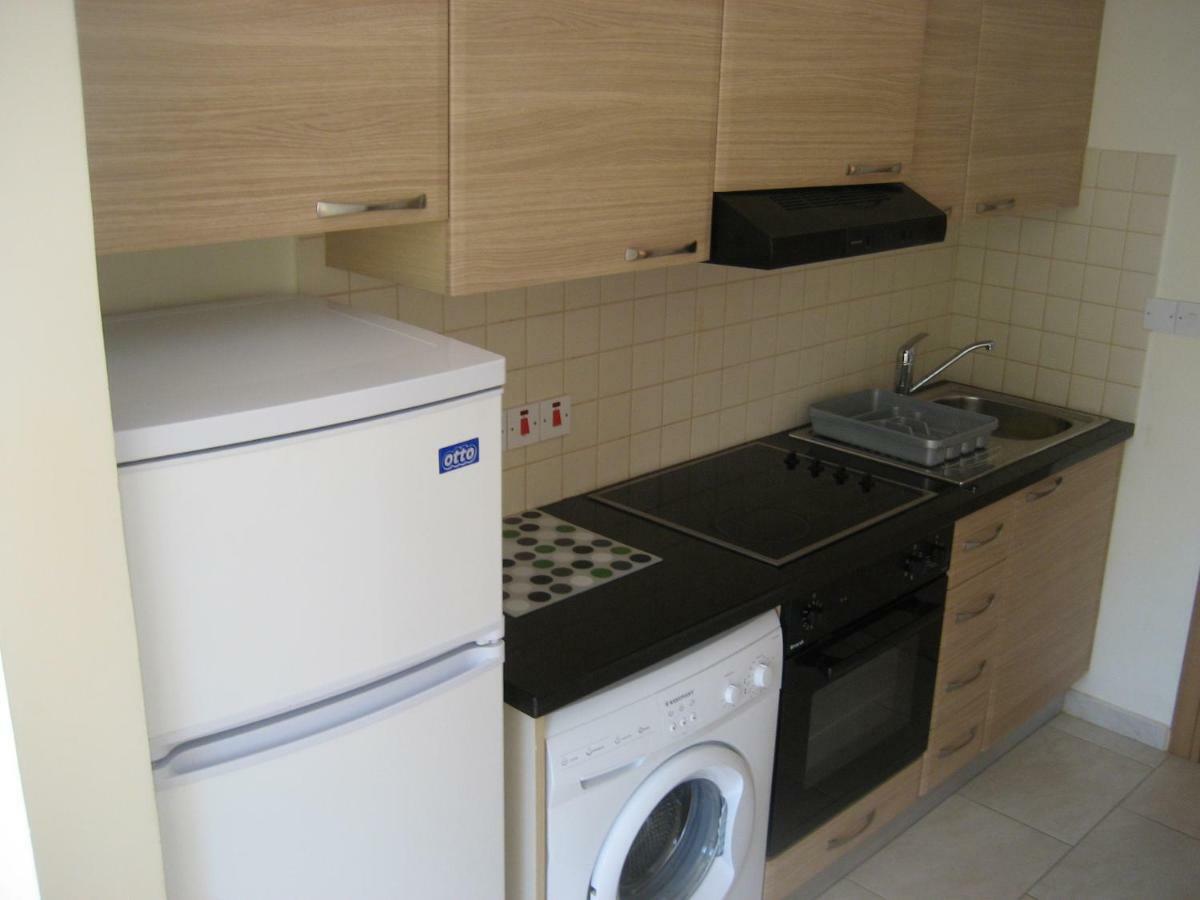 Anastasia Apartments Paphos Esterno foto